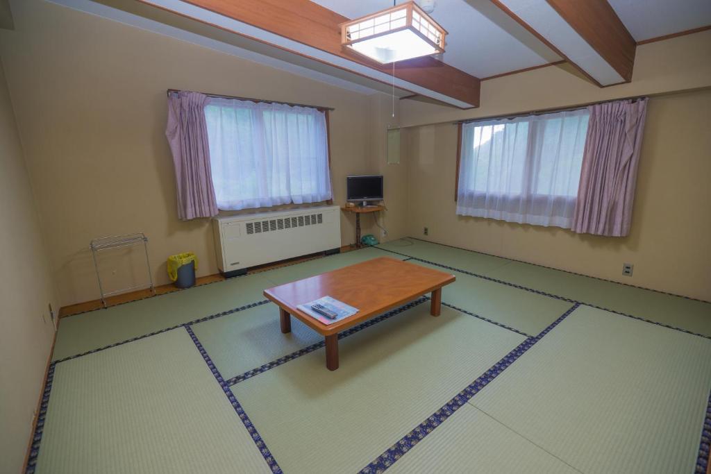 Aspen Shiga ryokan Nagano Yamanouchi 3