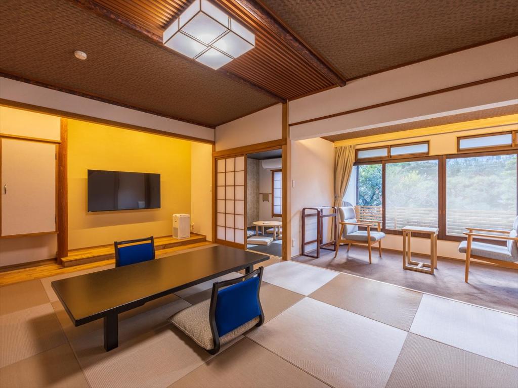 Atami Onsen Yamaki Ryokan ryokan Shizuoka Atami 4