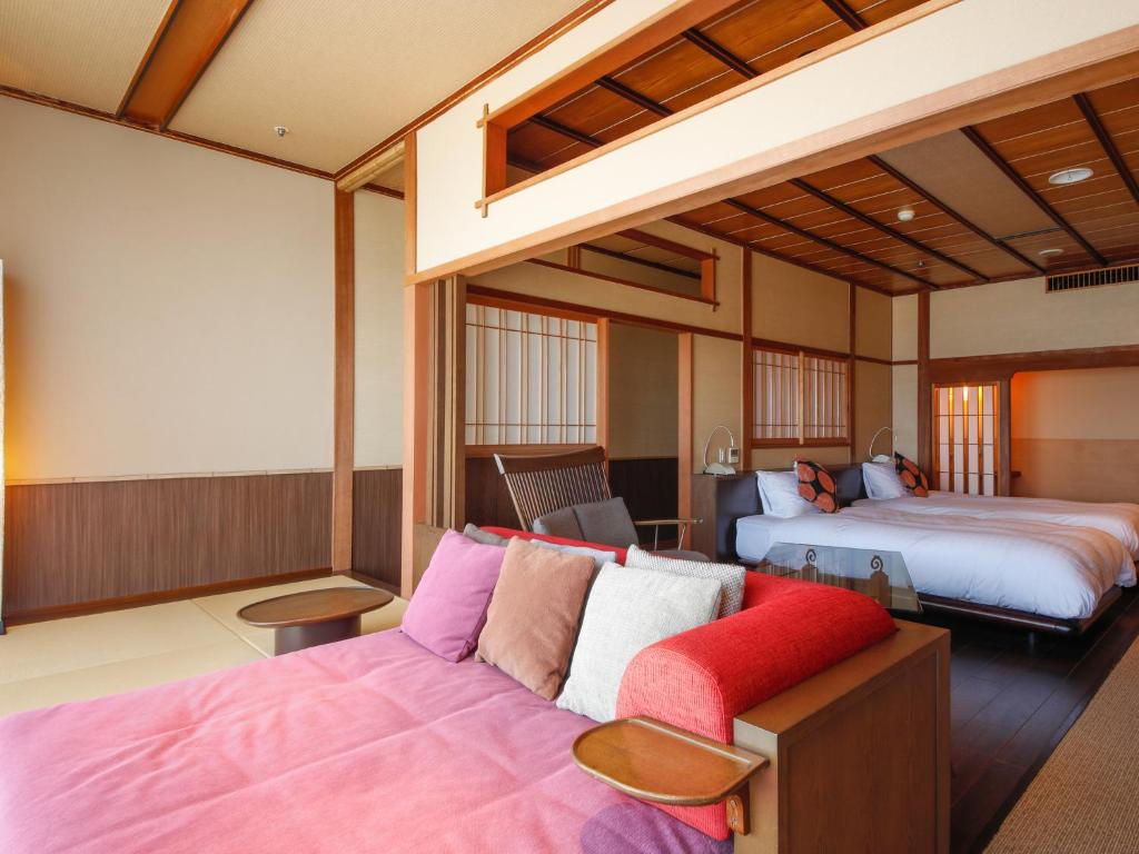 Awaji Yumesenkei ryokan Hyogo Sumoto 1