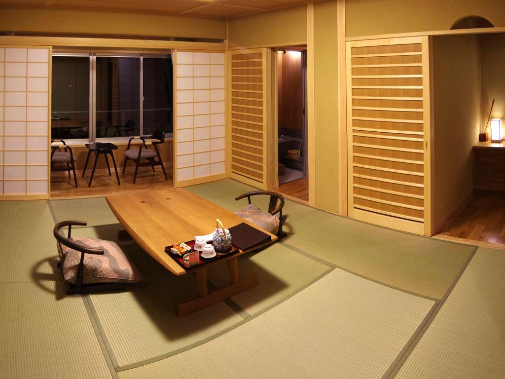 Gero Onsen Yukyunohana ryokan Gifu Gero 4