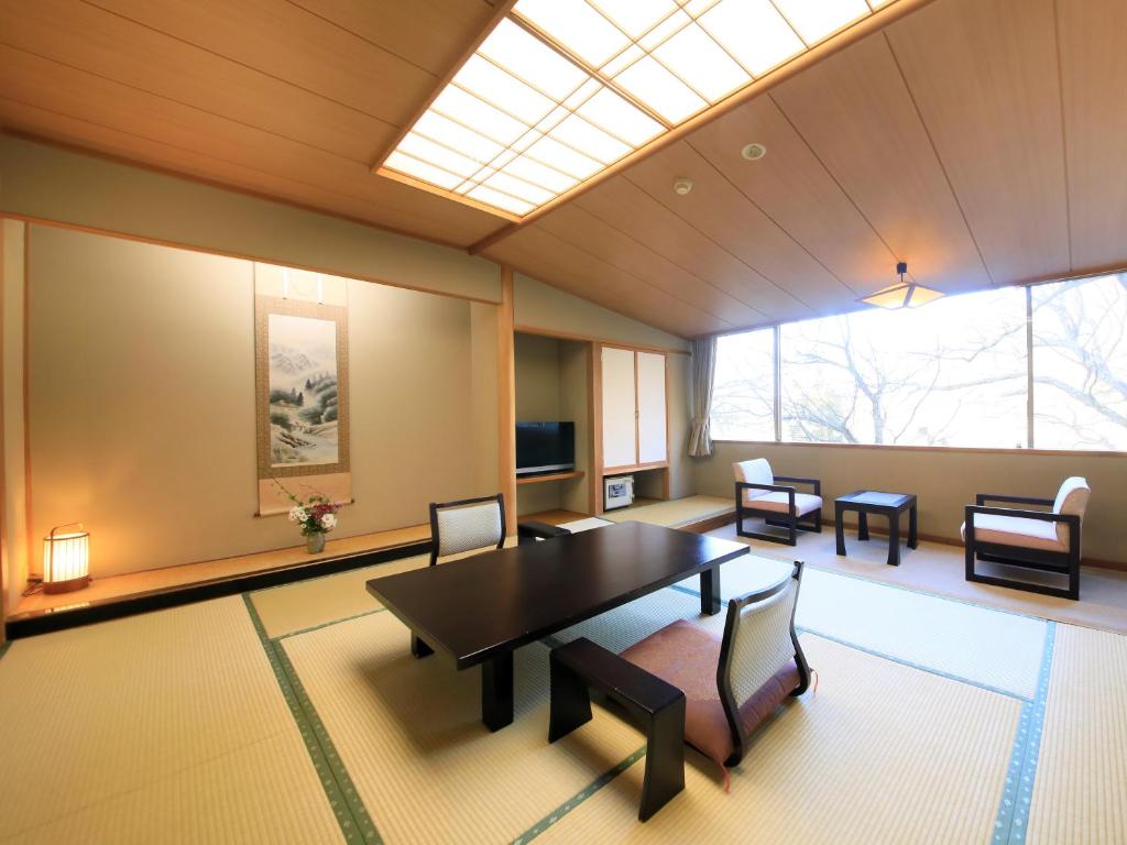 Ginshotei Awashima ryokan Gunma Numata 4