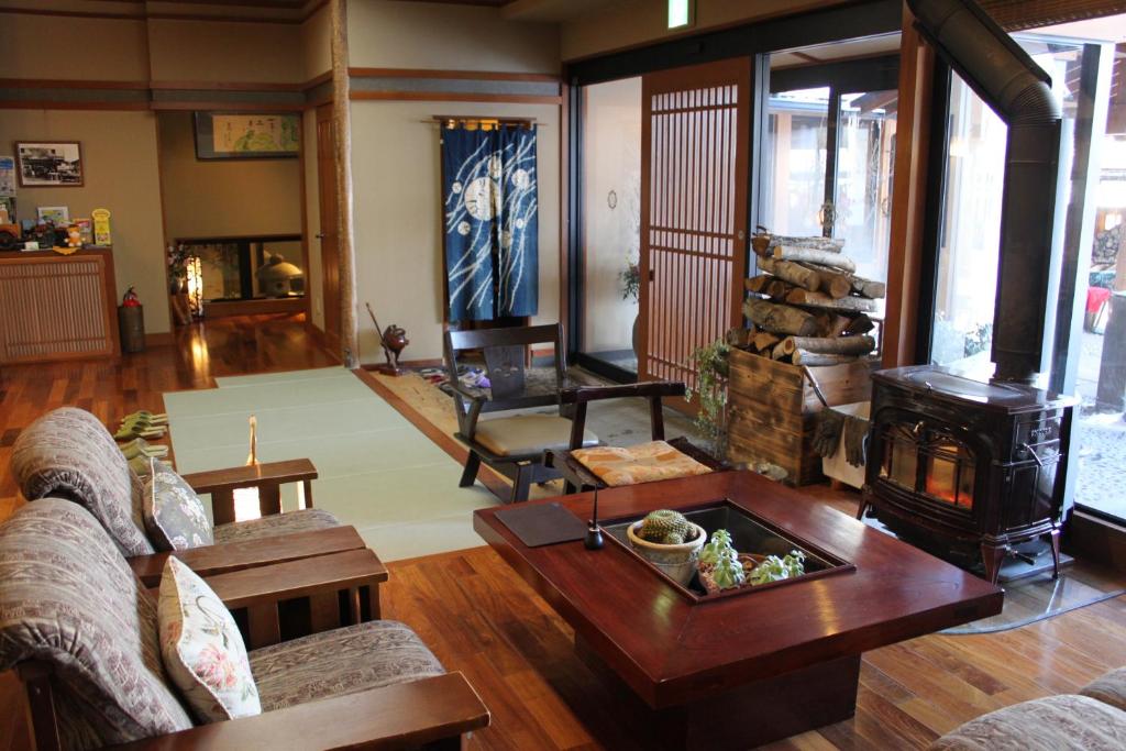 Hanaichi ryokan Gunma Tsumagoi 1