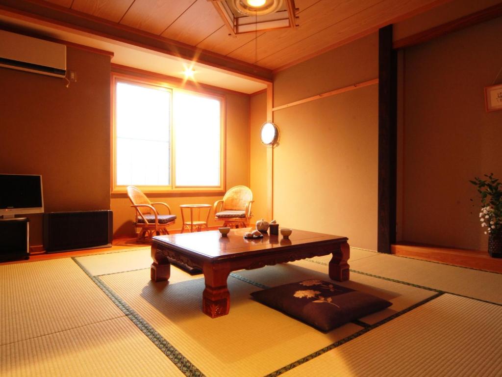 Hatoguruma Kawabata ryokan Nagano Nozawa Onsen 3