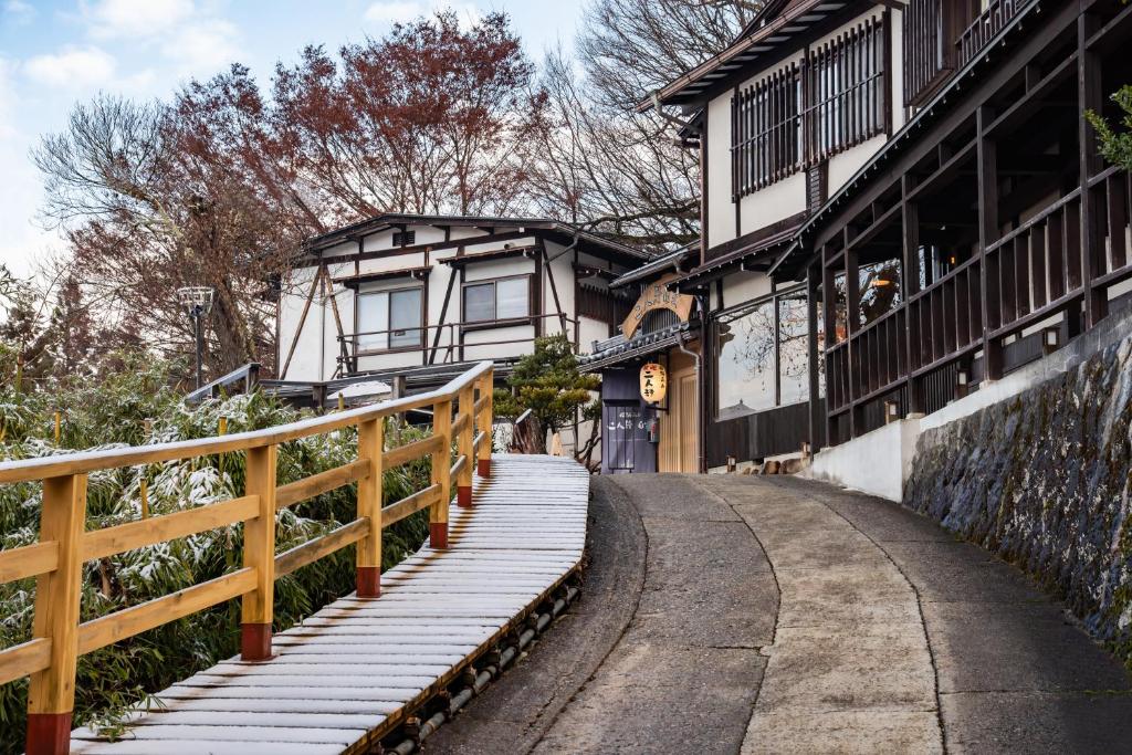 Hidatakayama Futarishizuka Hakuun ryokan Gifu Takayama 4