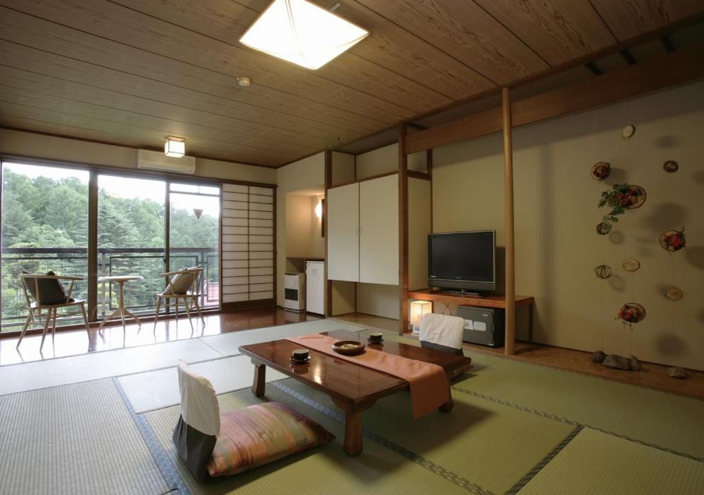 Hishino Onsen Tokiwakan ryokan Nagano Komoro 2