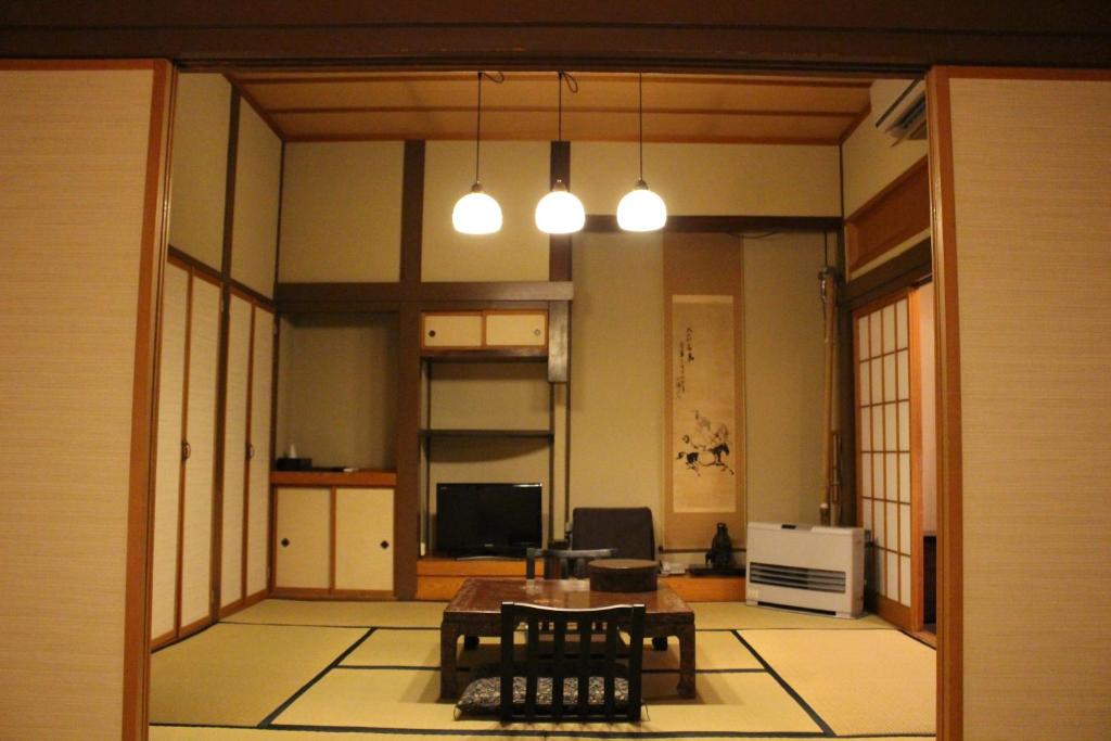 Historical Ryokan SENYUKAN ryokan Aomori Owani 1