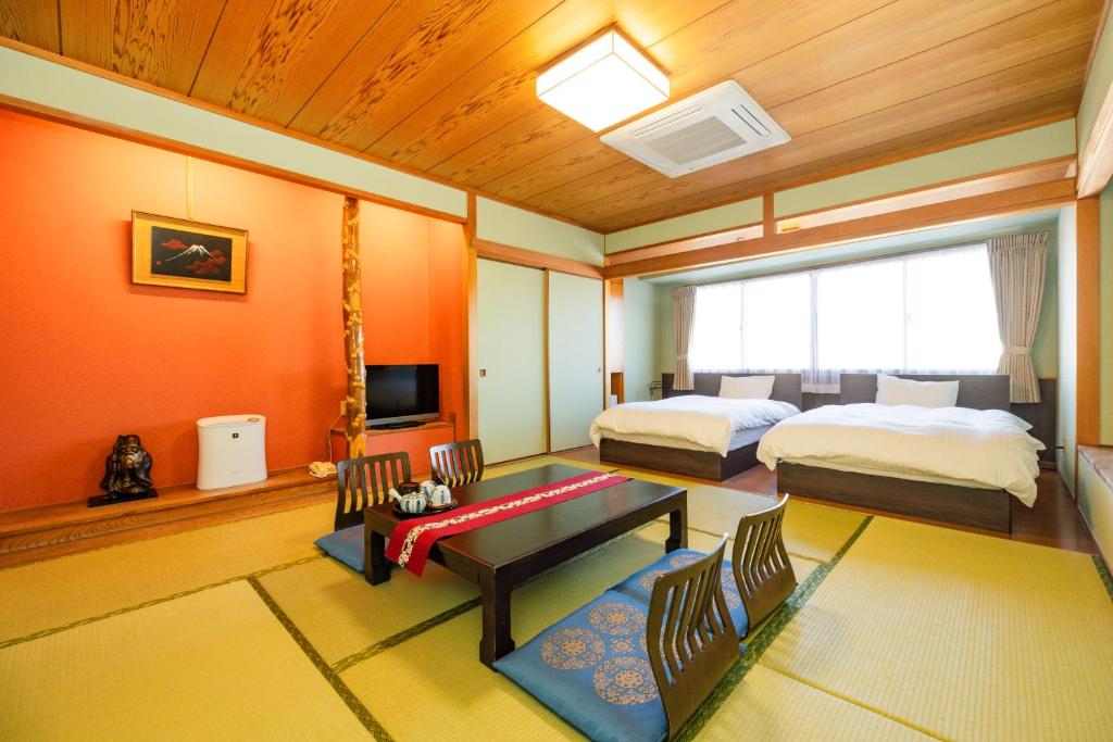 Hotel Takasago ryokan Kochi Kochi 1