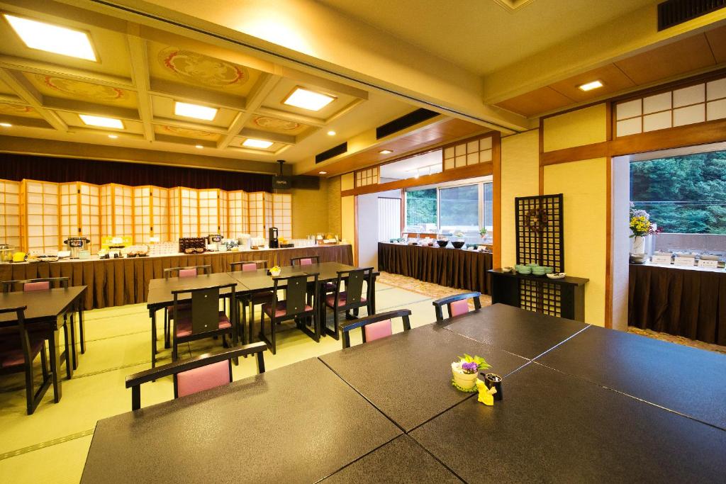 Hotel Yunomoto ryokan Mie Komono 1