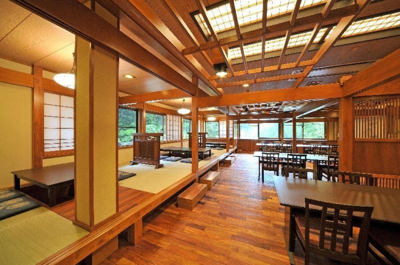 Houshi Onsen Chojukan ryokan Gunma Minakami 1