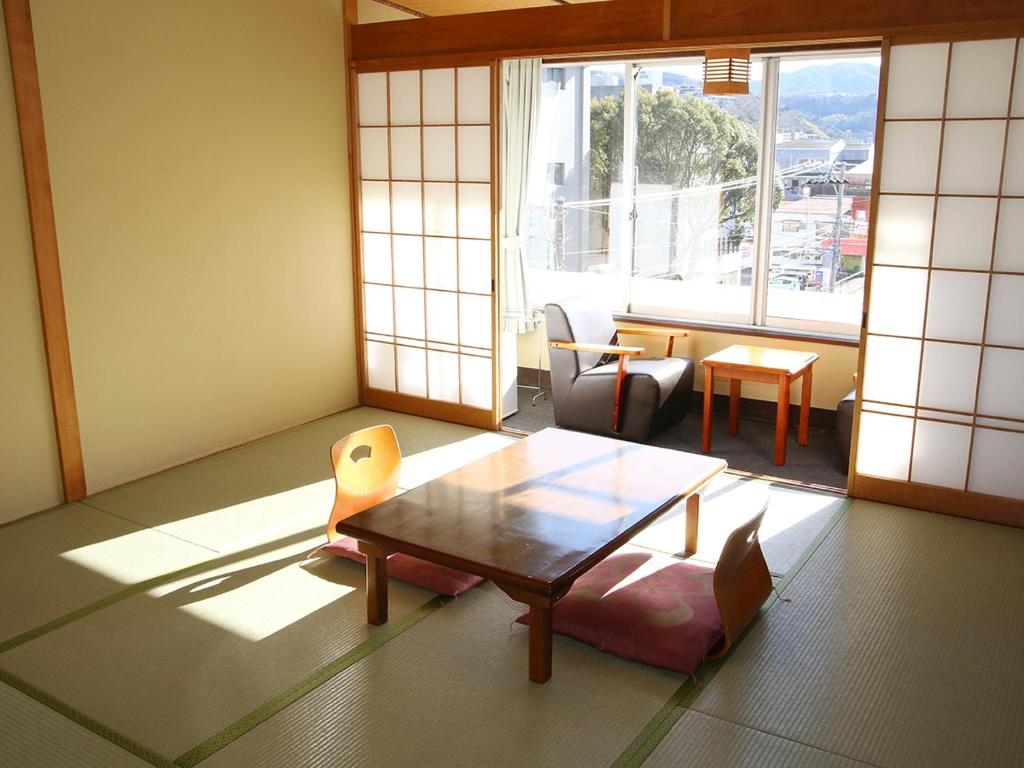 Itoen Hotel Bekkan ryokan Shizuoka Ito 3