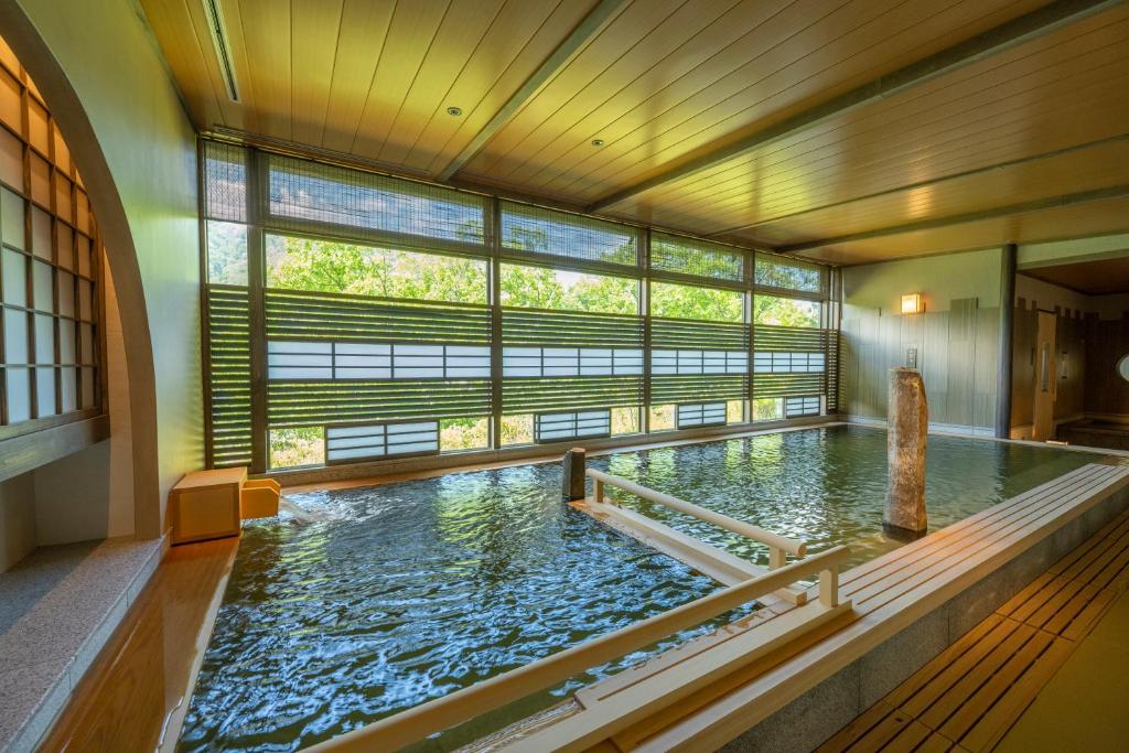 Jozankei Onsen Yurakusoan ryokan Hokkaido Jozankei