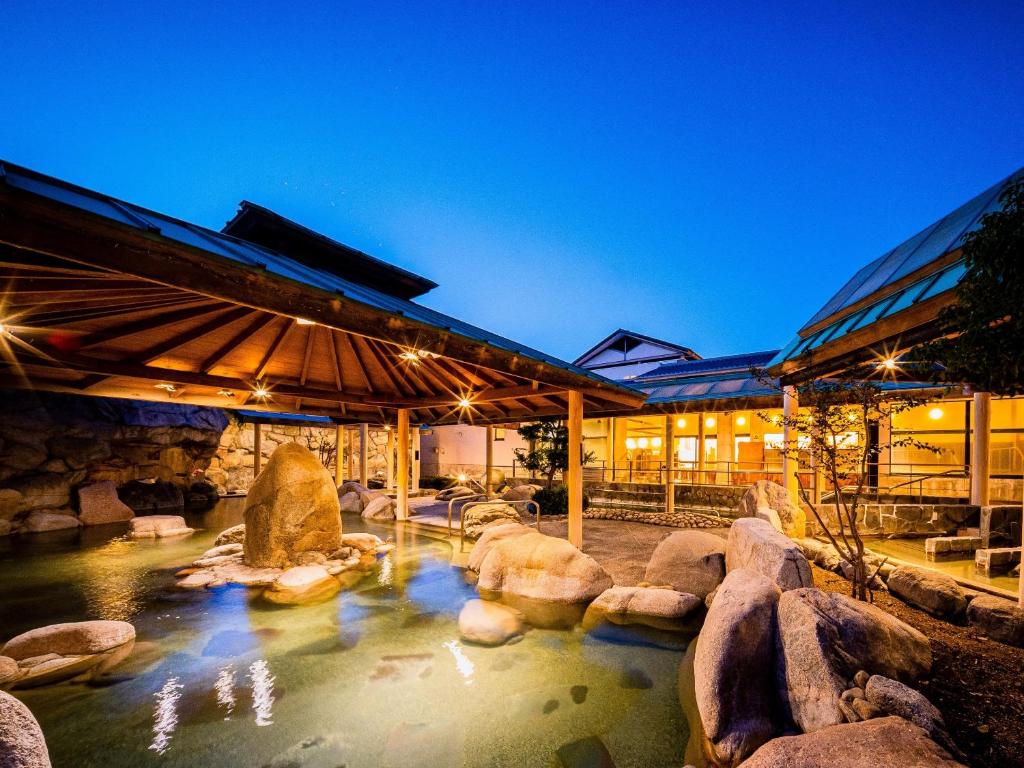 Jurassic Spa Resort Relaxing Inn Juraku ryokan Ehime Toon