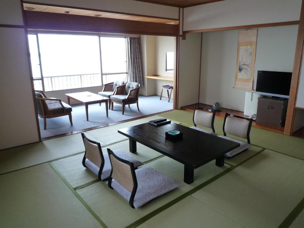 Kaiyoukaku ryokan Aichi Gamagori 4