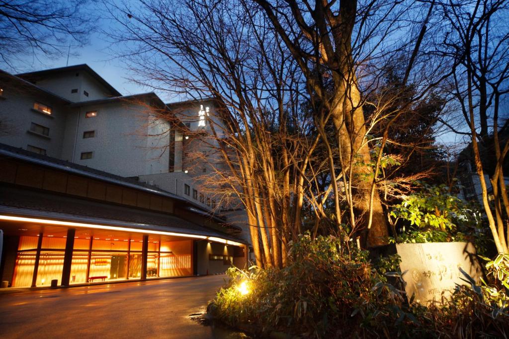 Kinosaki Onsen Nishimuraya Hotel Shogetsutei ryokan Hyogo Toyooka