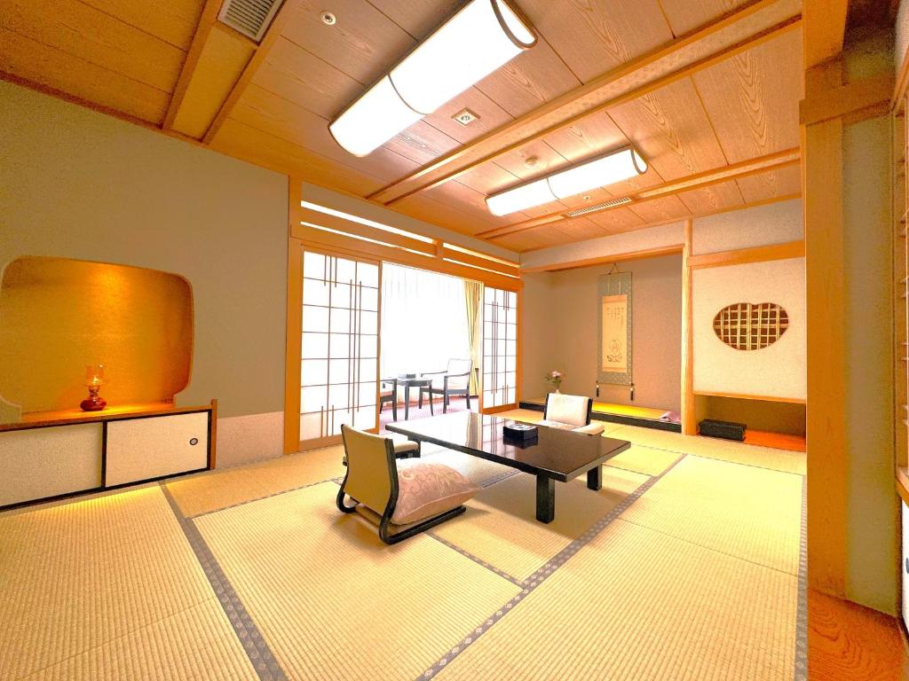 Kochoran ryokan Mie Toba 1