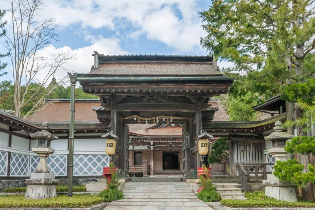 Koyasan Sanadabo Rengejoin ryokan Wakayama Koyasan