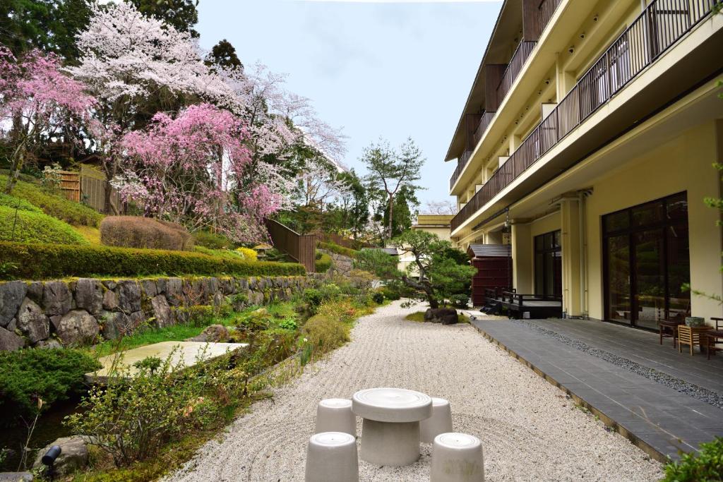 Kyo Yunohana Resort Suisen ryokan Kyoto Kameoka 2