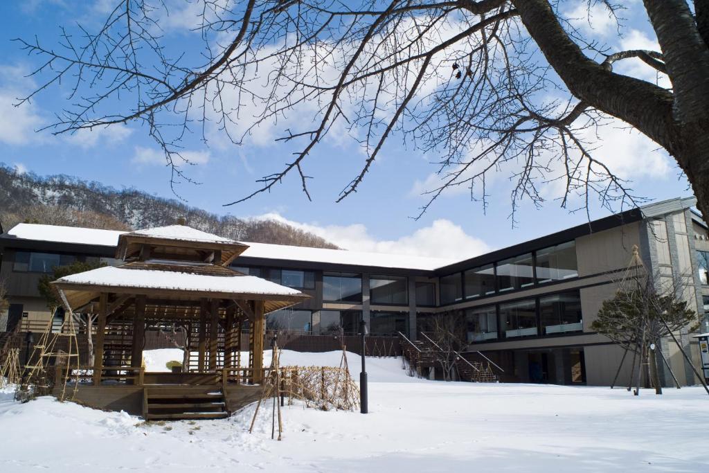 Lake Shikotsu Tsuruga Resort Spa Mizu no Uta ryokan Hokkaido Chitose 3