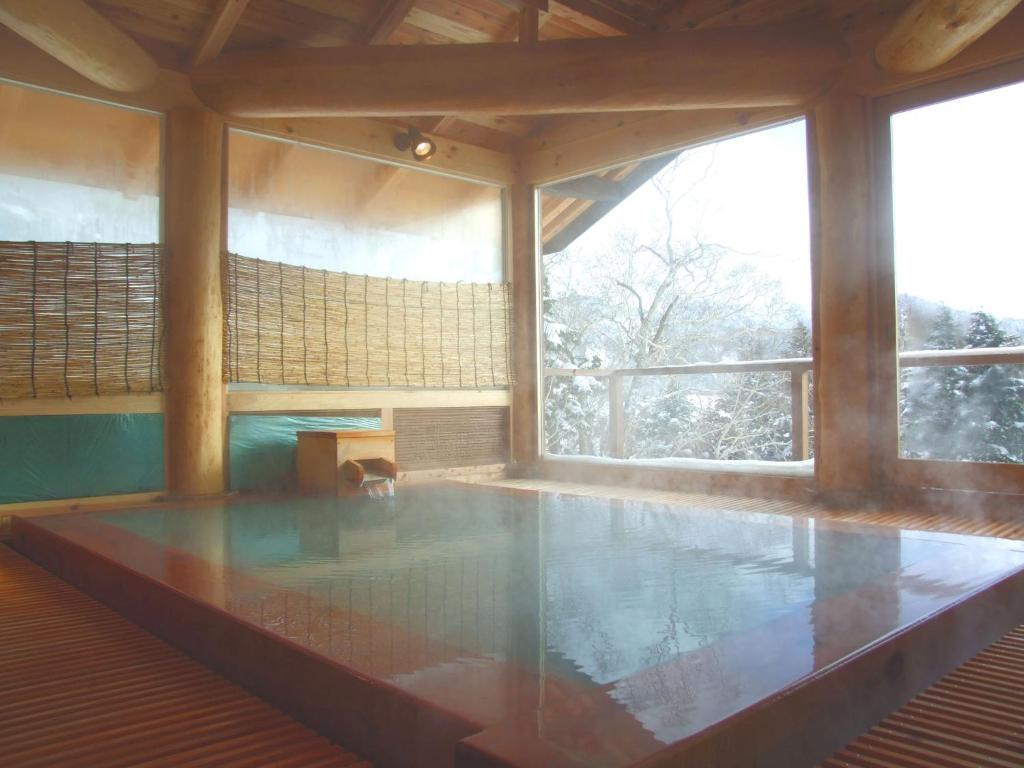 Manza Onsen Nisshinkan ryokan Gunma Tsumagoi 3