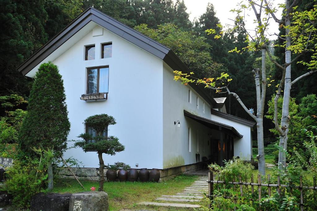 Meigetsuso ryokan Yamagata Kaminoyama 4