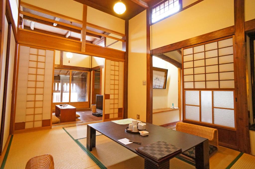 Mujinzo ryokan Oita Yufu 3