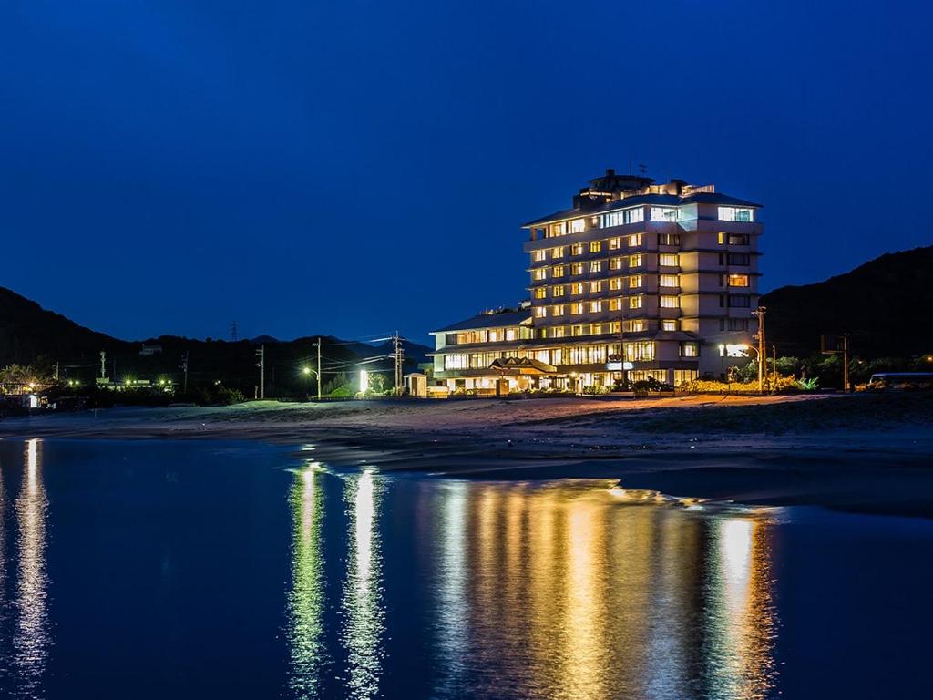 Naruto Grand Hotel Kaigetsu ryokan Tokushima Naruto