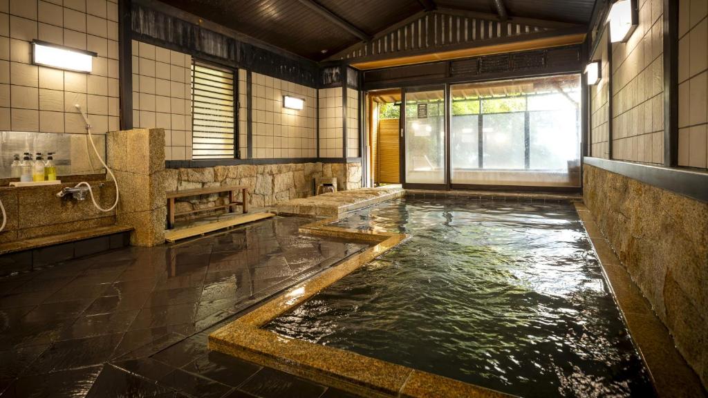 Nishiizu Koyoi ryokan Shizuoka Numazu 3