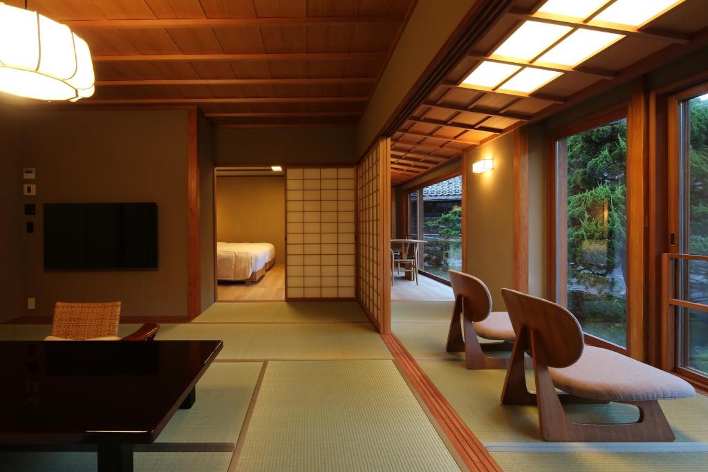 Nishimuraya Honkan ryokan Hyogo Toyooka 3