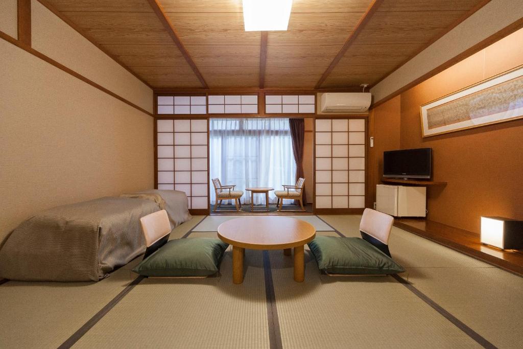 Onsen Guest House Aobato no Su ryokan Shimane Matsue 2