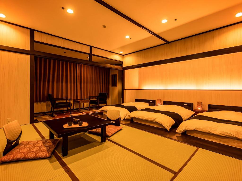 Ooedo Onsen Monogatari Premium Seiunkaku ryokan Fukui Awara 4