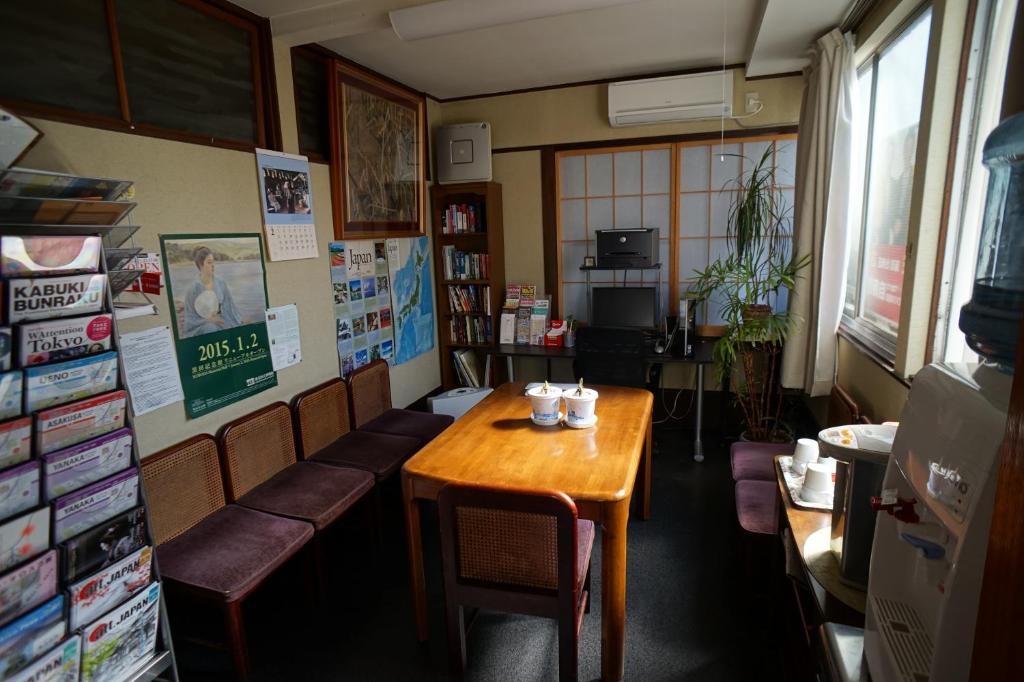 Ryokan Katsutaro ryokan Tokyo Tokyo 4