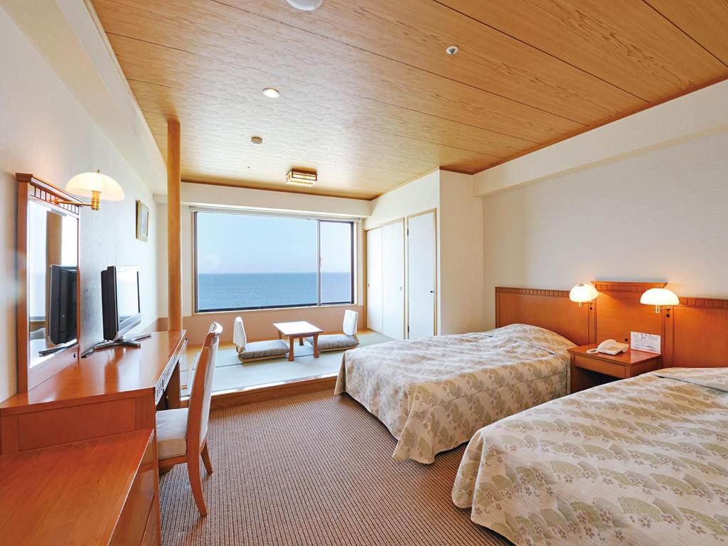 Ryugujo Spa Hotel Mikazuki Ryugutei ryokan Chiba Kisarazu 1