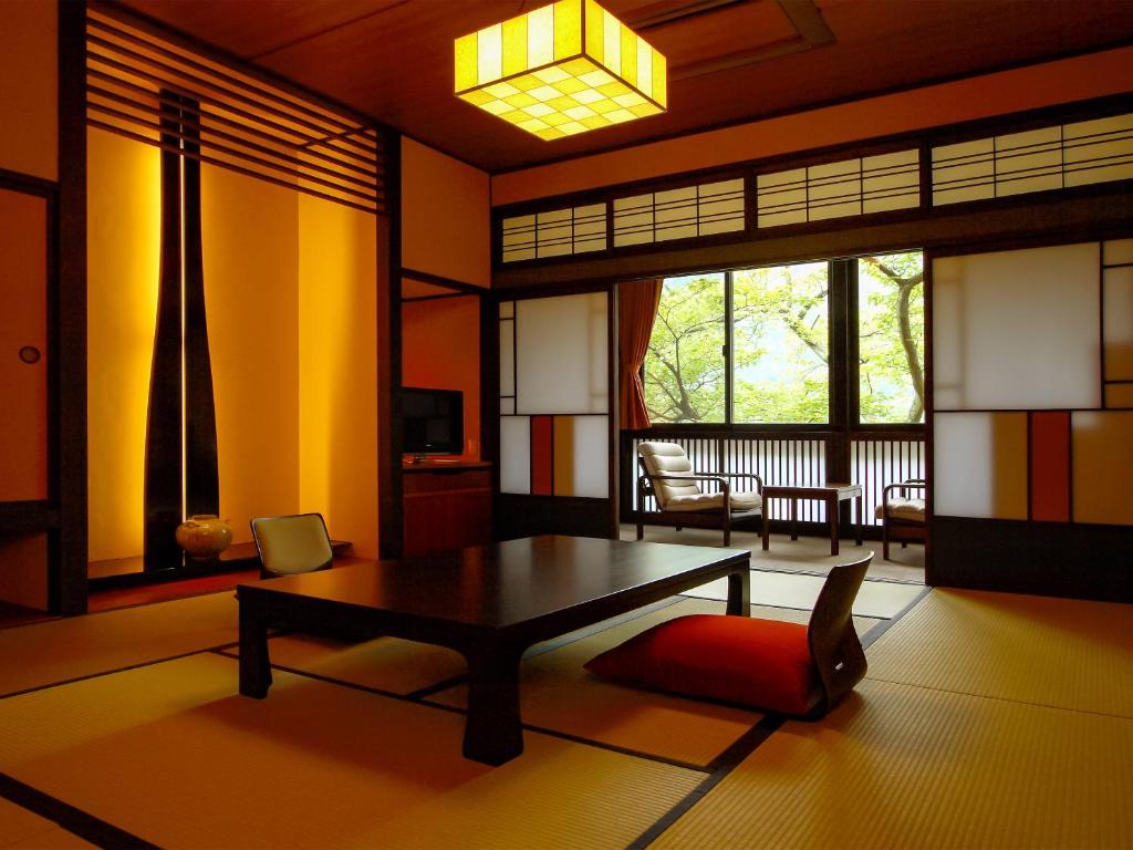 Sanrakuen ryokan Toyama Tonami 3