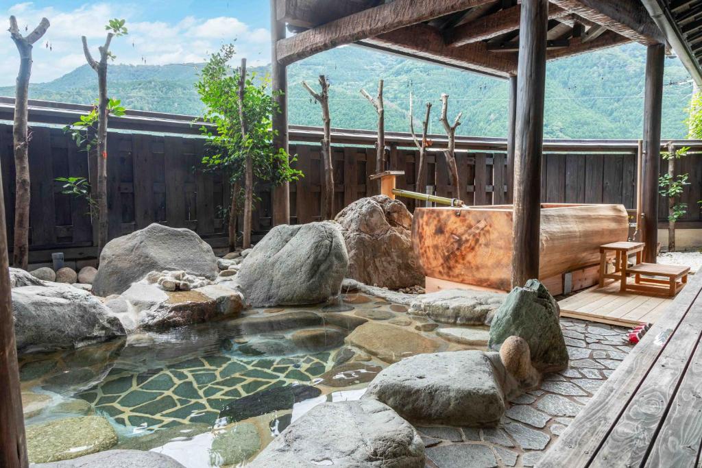 Sasara ryokan Gifu Gero 1