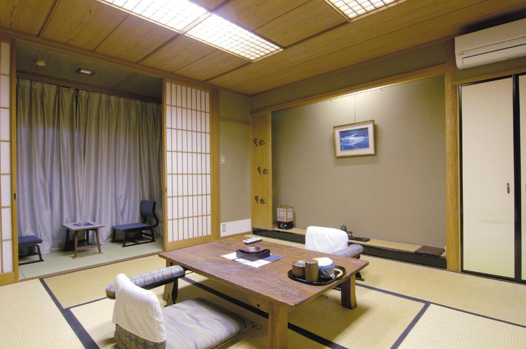 Sennennoyu Koman ryokan Hyogo Toyooka 1