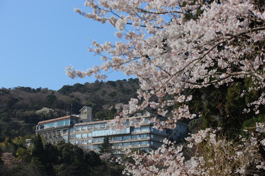 Senpokaku ryokan Mie Toba 1