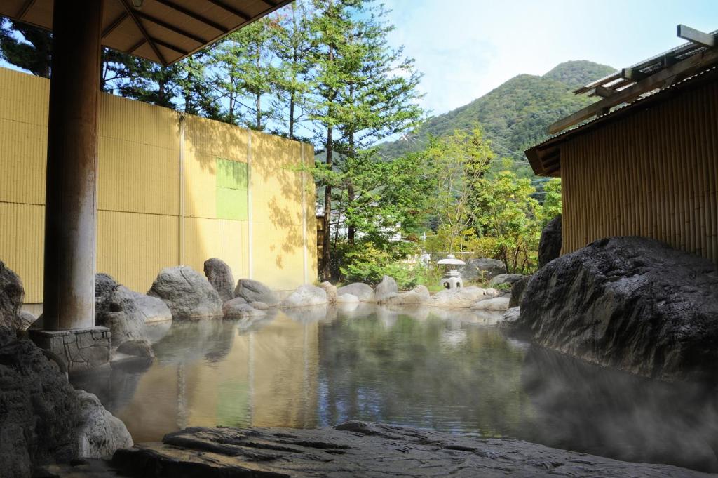 Shiobara Onsen Yashio Lodge ryokan Tochigi Nasushiobara