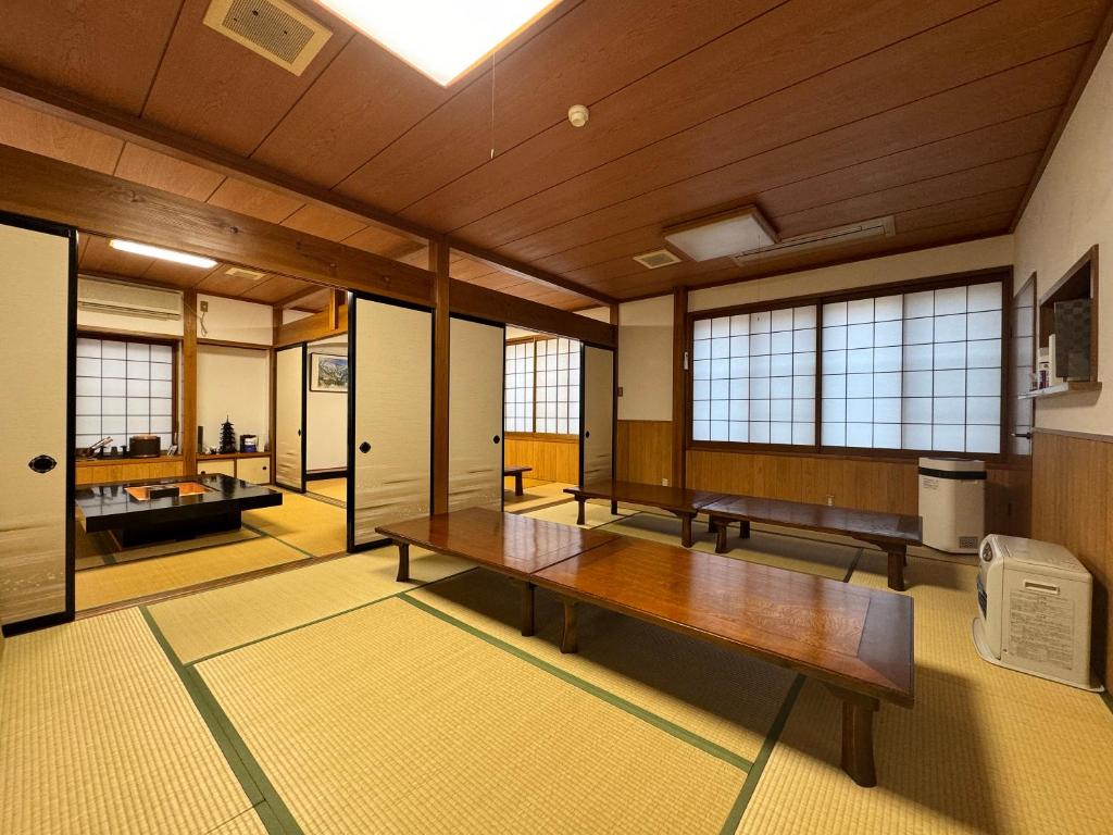 Shiroyamasou ryokan Toyama Asahi 1