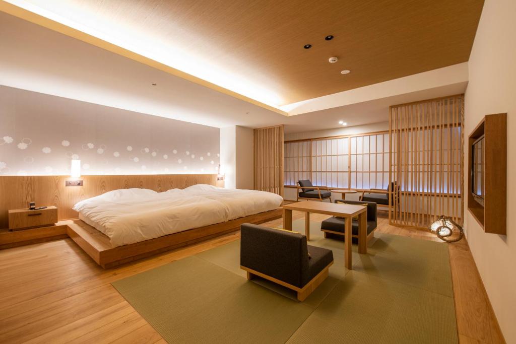 Shosenkaku Kagetsu ryokan Niigata Yuzawa 1