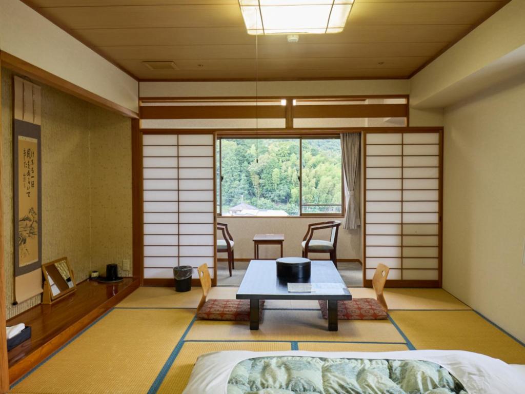 Shuzenji Onsen Hotel Takitei ryokan Shizuoka Izu 1