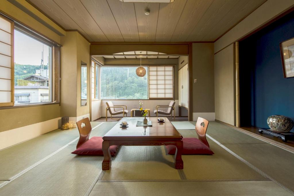 Takamiya Ryokan Yamakawa ryokan Yamagata Yonezawa 3