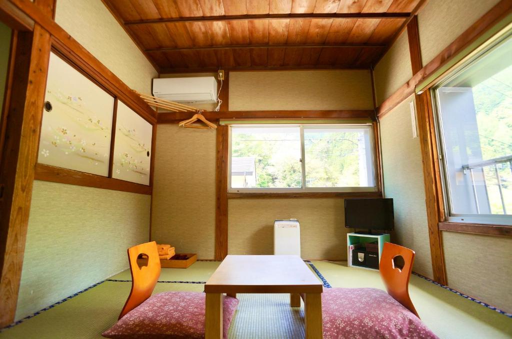 Takaosou ryokan Oita Yufu 3