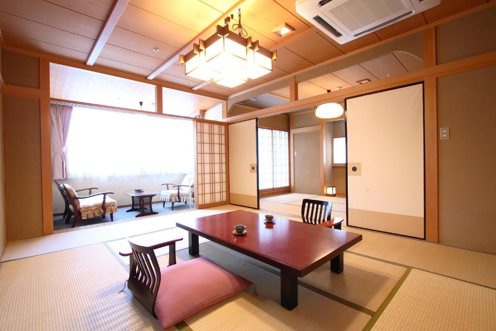 Tatsumikan ryokan Gunma Minakami 4