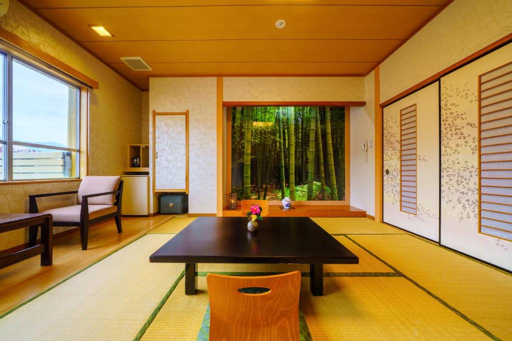 Tenku Yubo Seikaiso ryokan Oita Beppu 3