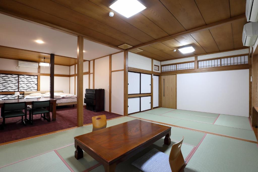 Tsukasaya Ryokan ryokan Yamagata Tsuruoka 2