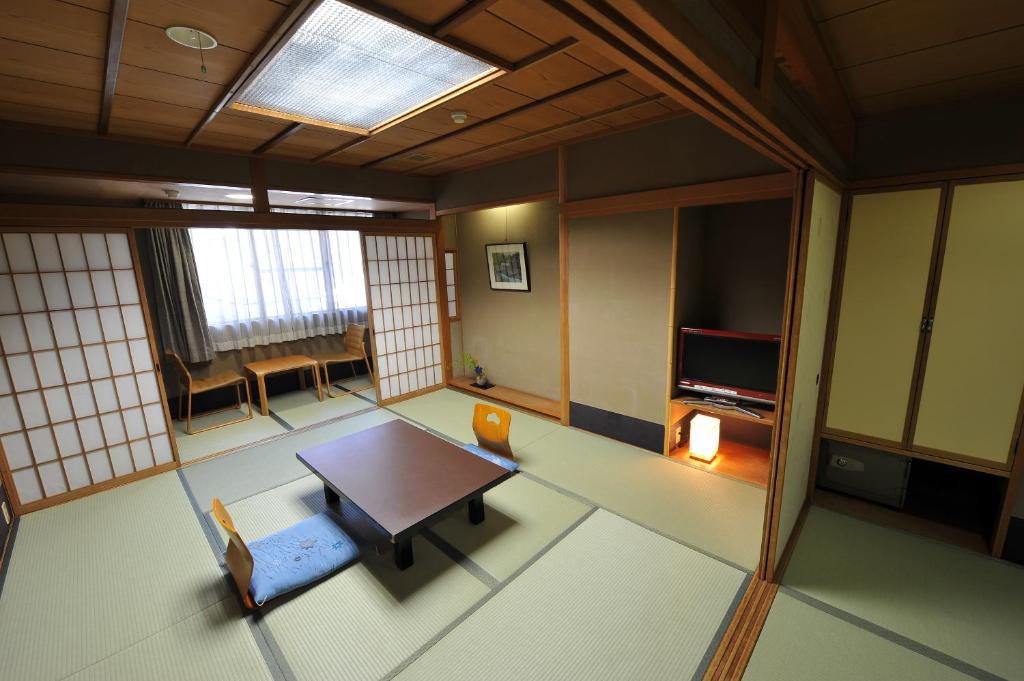 Watazen Ryokan Established in 1830 ryokan Kyoto Kyoto 1