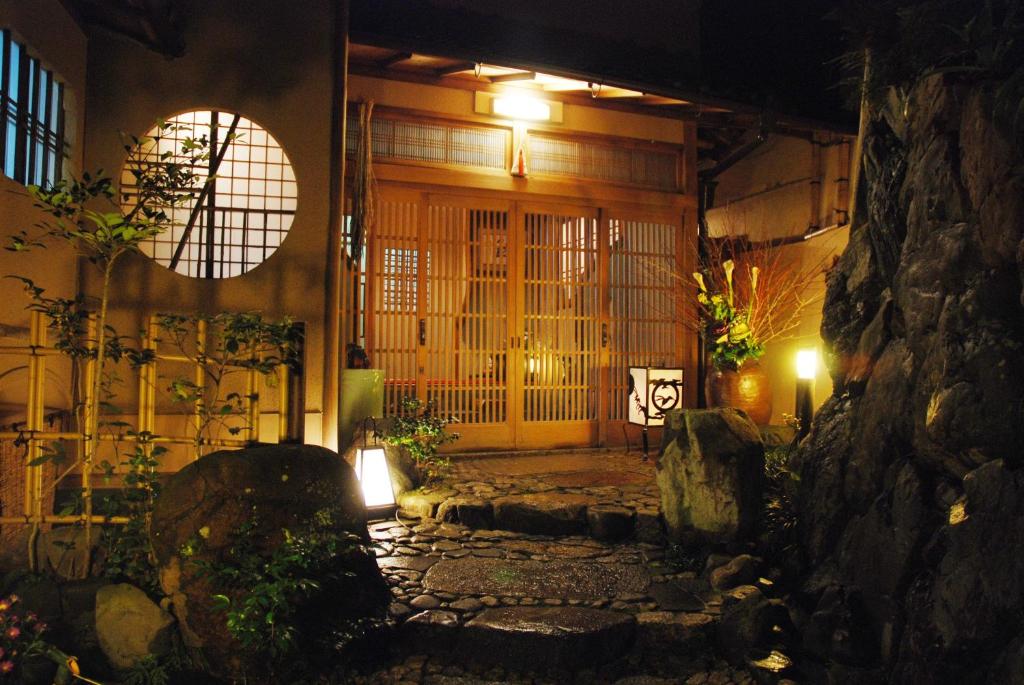 Yadoya Manjiro ryokan Kyoto Kyoto