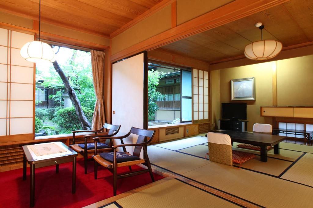 Yudanaka Yumoto ryokan Nagano Yamanouchi 1