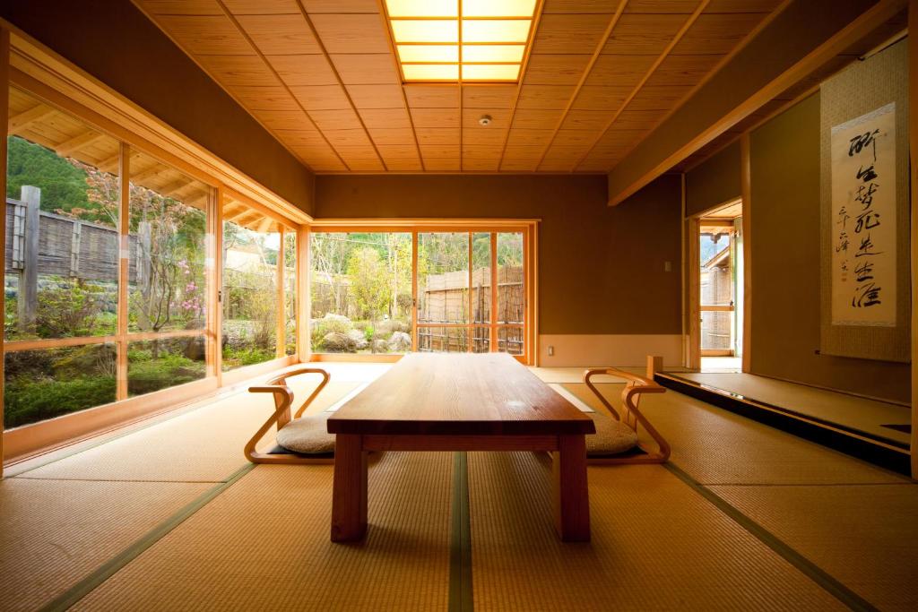 Yufuin Hoteiya ryokan Oita Yufu 4