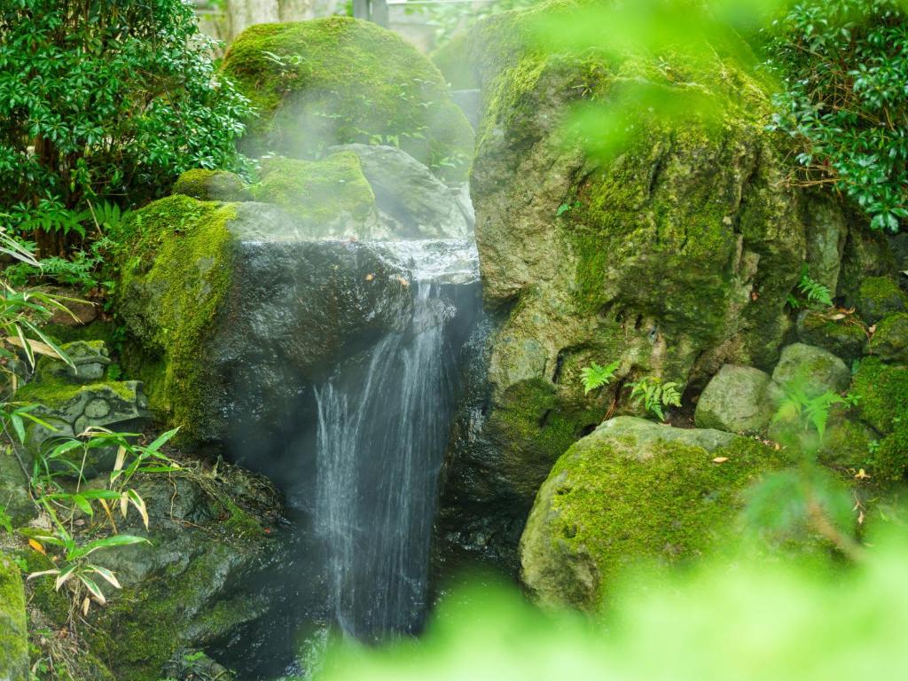 Yufuin Rakuyu ryokan Oita Yufu 4